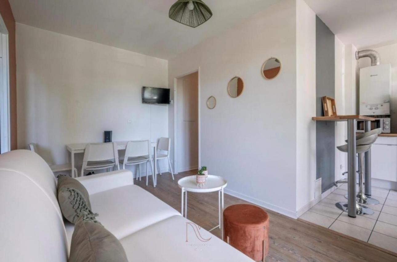 Appartement Castle - 10 Minutes De Disney Bussy-Saint-Georges Ngoại thất bức ảnh