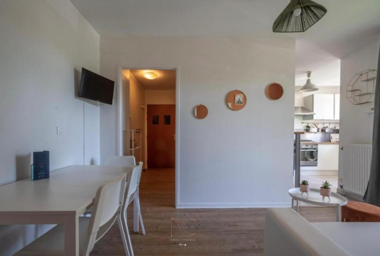 Appartement Castle - 10 Minutes De Disney Bussy-Saint-Georges Ngoại thất bức ảnh