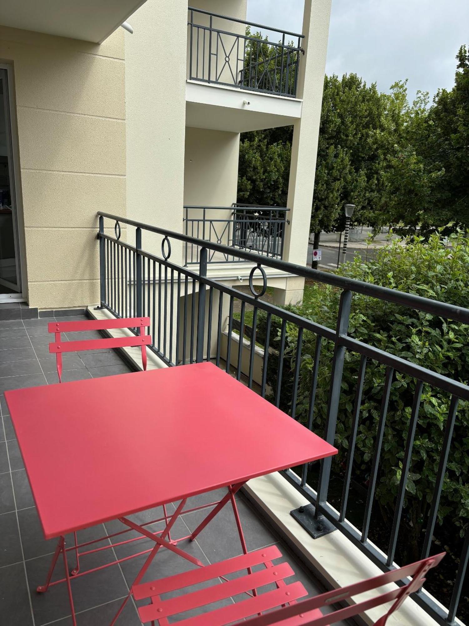 Appartement Castle - 10 Minutes De Disney Bussy-Saint-Georges Ngoại thất bức ảnh
